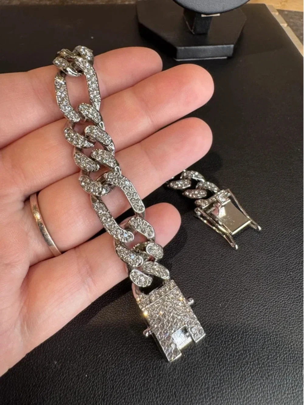 AJ 8 inch high quality bling Cuban bracelet